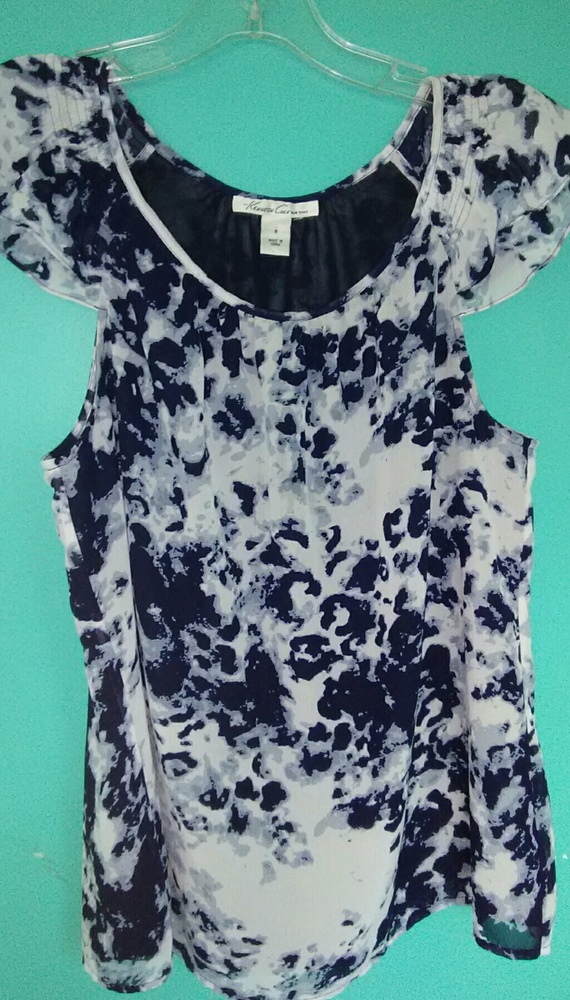 Kenneth Cole Ruffle short sleeve Blouse